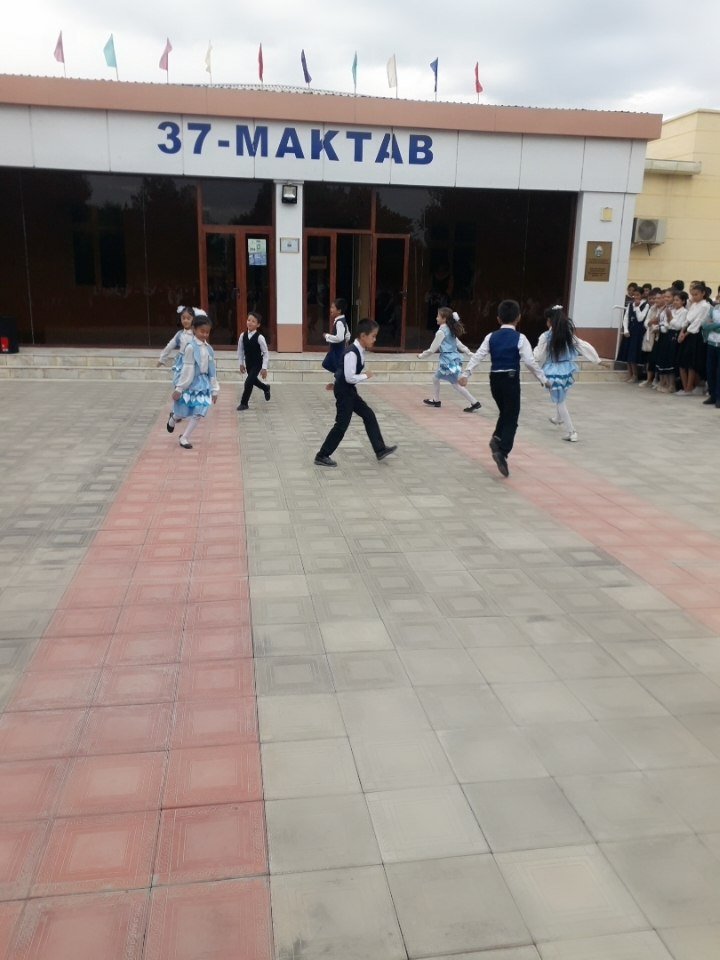 1-oktabr "Ustozlar va murabbiylar kuni" bayramidan fotolavhalar